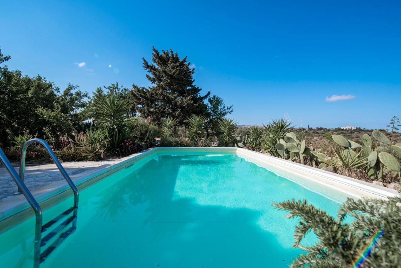 Il Dammuso Di Noto - Villa Con Piscina Privata Avola Dış mekan fotoğraf